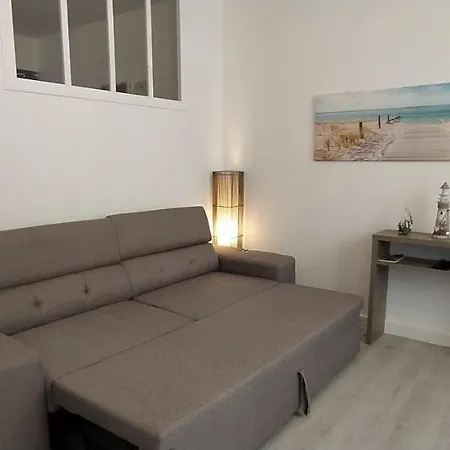 T2 Centre Apartment